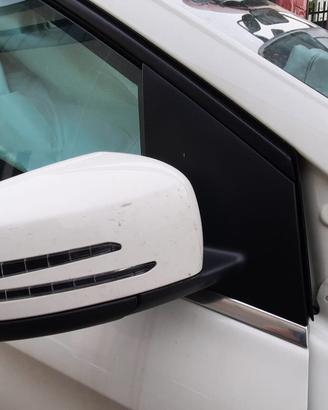 MERCEDES-BENZ B180 ANNO 2015 - SPECCHIETTO RETROVI