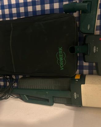 Folletto Vorwerk VK121 + ET340 + Kit Accessori