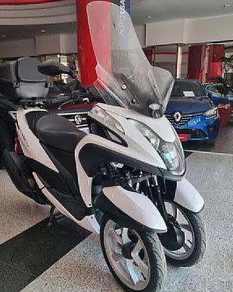 Yamaha Tricity 155 URBAN CITY BALUETTO E PARABREZZ