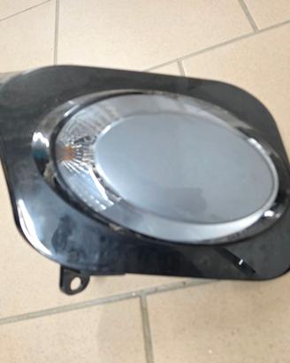 FARO FRECCIA ANTERIORE DESTRA FIAT 500E