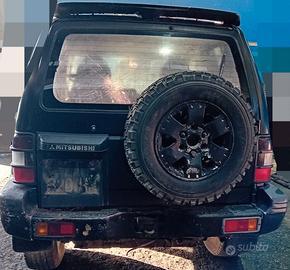 RICAMBI MITSUBISHI PAJERO