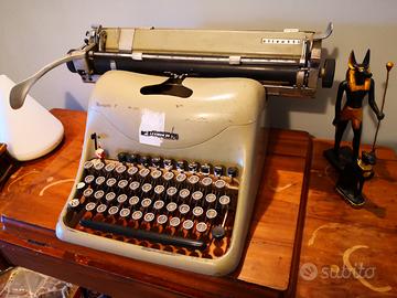 Olivetti Lexikon 80 macchina da scrivere anni '50