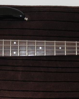 basso elettrico Peavey MilestoneBXP tipo Precision