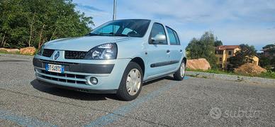 RENAULT Clio 2ª serie - 2001