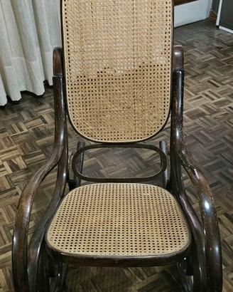 Sedia a dondolo vintage