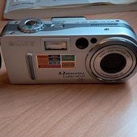 Camera  Sony  digitale still DSC-P7