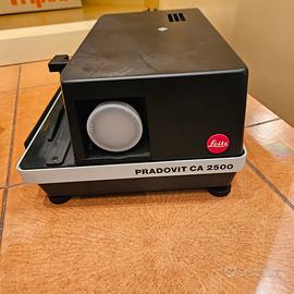 Proiettore diapositive LEITZ mod. CA-2500