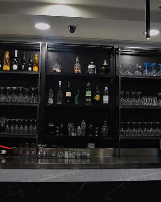 Attivita' di cocktail bar