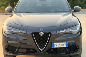 Alfa Romeo Stelvio 2.2 Turbodiesel 210 CV AT8 Q4 T