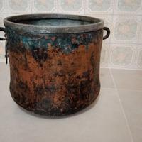 Rame. Catino antico con manici