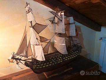 Nave in miniatura