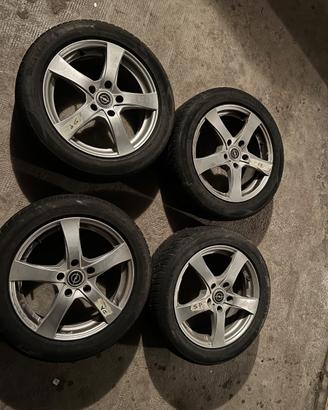 4 cerchi in lega più gomme Opel insignia 225/50/17