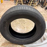 Copertoni auto Michelin 215 60 R16