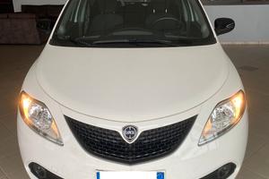 Lancia Ypsilon 0.9 TwinAir 5 porte Metano Ecochic 