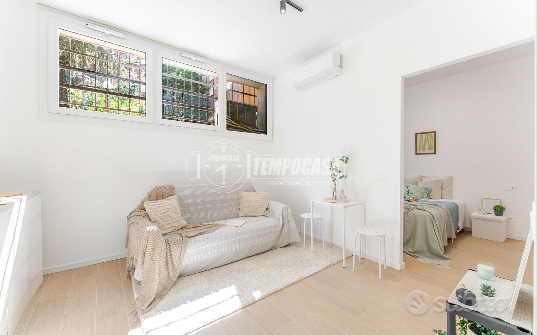 Apartment in Milano, Corsica, Municipio 4 - Altro