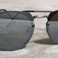 occhiali da sole Spitfire mai usati 