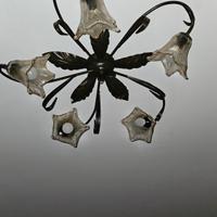 lampadario rustico con fiori