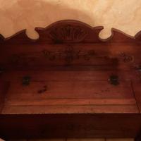 Panca in legno massello con contenitore