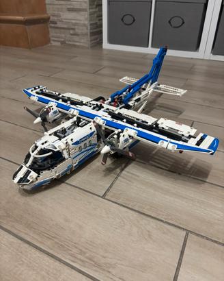 Lego Technic 42025 Aereo da cargo