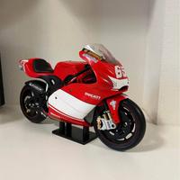 Modellino Moto GP Ducati 65