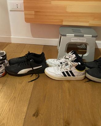 Scarpe sneakers e calcetto