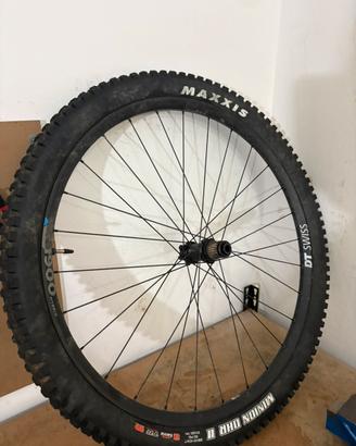 Ruota completa posteriore ebike 29 DT Swiss