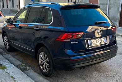 Volkswagen Tiguan 2.0 150cv Dsg 4Motion Business