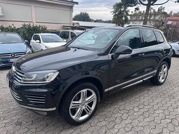 Volkswagen Touareg 3.0 TDI 204 CV tiptronic BlueMo