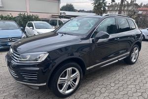 Volkswagen Touareg 3.0 TDI 204 CV tiptronic BlueMo