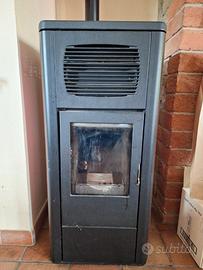 Idrostufa Riello Atmosfera 15 a pellet