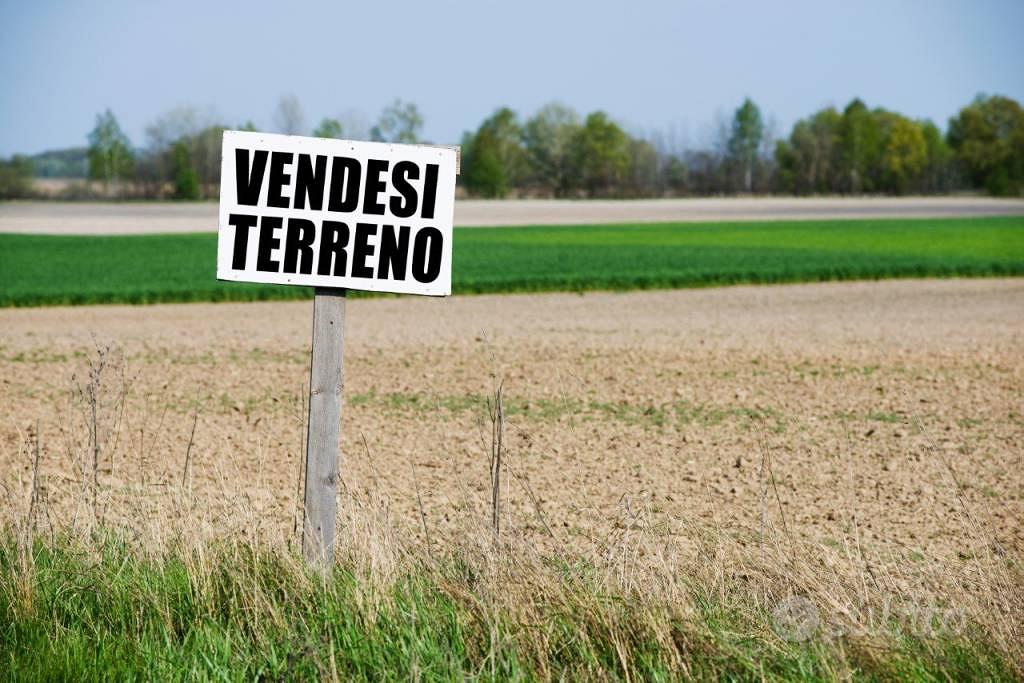 Terreno di 1650 m² a Goito - Altro