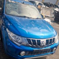 Mitsubishi L200 2.5d anno 2018 per ricambi (2a)