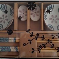Set sushi per 2 persone, ceramica, motivo floreale