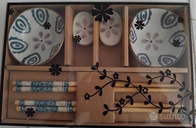 Set sushi per 2 persone, ceramica, motivo floreale