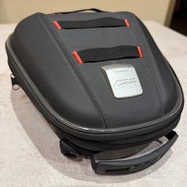 BORSA SELLA POSTERIORE GIVI ST610 + Base