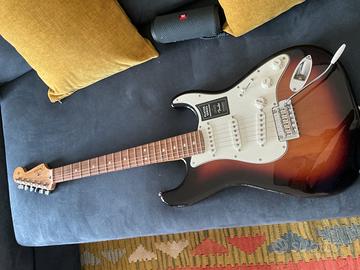 Chitarra elettrica Fender Stratocaster