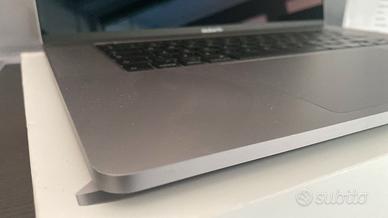 due Macbook pro 13.3 e 16 pollici i7 perfetti