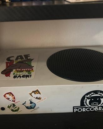 Xbox serie s + 2 controller