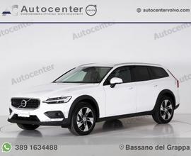 Volvo V60 Cross Country D4 AWD Geartronic Bus...