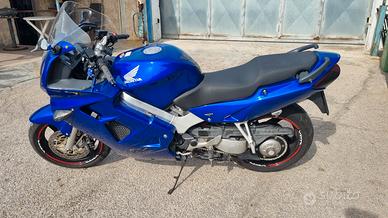 honda vfr 800