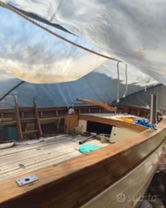 Gozzo in legno APREA con motore VM 140 CV turbo