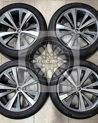 Cerchi e pneumatici 21 originali Audi Q8