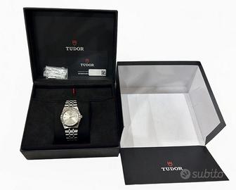 Tudor Royal full set