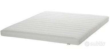 Materasso 140x200, cuscino, lenzuola e piumino