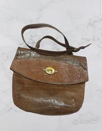 Borsa vintage marrone con tracolla