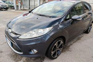 FORD Fiesta 4ª serie - 2010