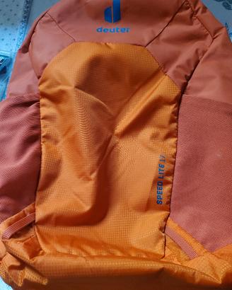 zaino Deuter speed lite 17 donna per escursione 