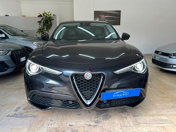 Alfa Romeo Stelvio 2.2 Turbodiesel 210 CV AT8 Q4 B