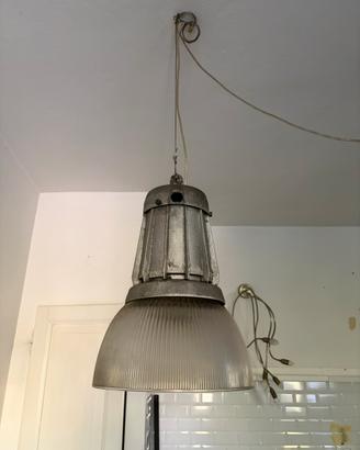Lampada industriale vintage a sospensione