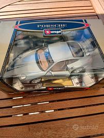 Modellino Burago Porsche 911 turbo 1/18